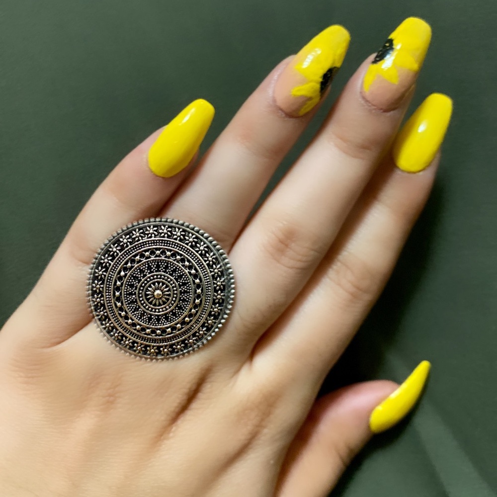 Adjustable Ring